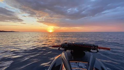 Randonnée jet ski coucher de soleil à Cannes, Mandelieu, Théoule